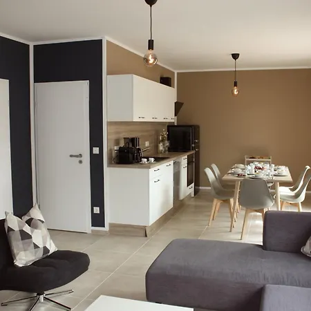 Stilvoll Wohnen - Job & Urlaub Apartament *