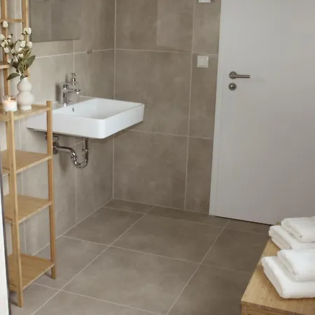 Apartment Stilvoll Wohnen - Job & Urlaub *