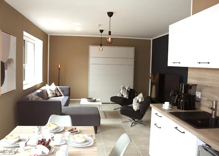 Stilvoll Wohnen - Job & Urlaub 索尔陶